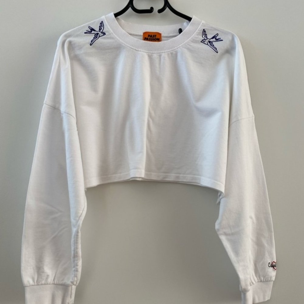 K Pop White Cropped Jumper